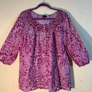 Tunic with elastic neckline and cuffs.EUC